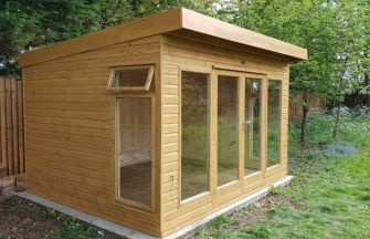 Milton Garden Studio 12ft x 10ft (3.6m x 3.0m) with optional double doors and Sadolin finish